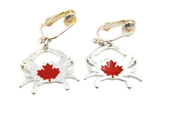 Clip On Silver Crab Earrings Lightweight Design Crystal Embellished Canada Maple Leaf Sealife Small